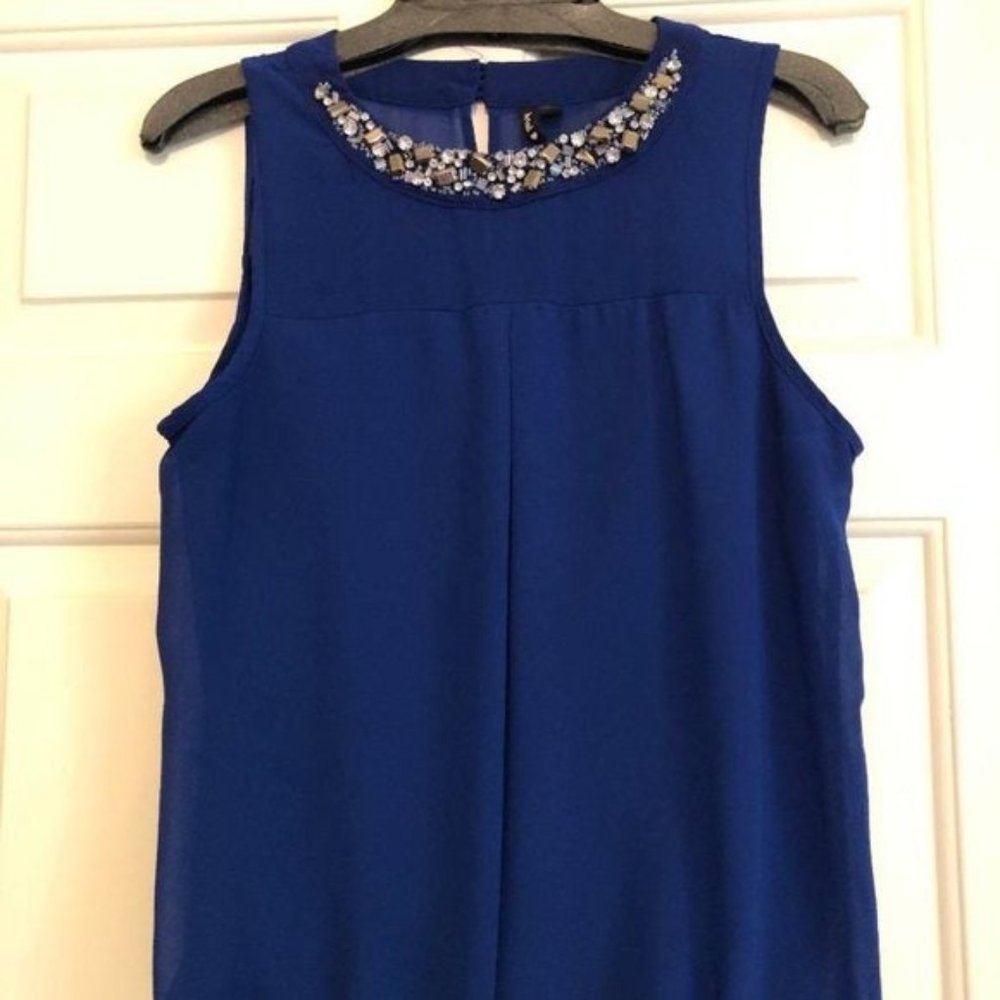 Dressy sleeveless top Size Lg
